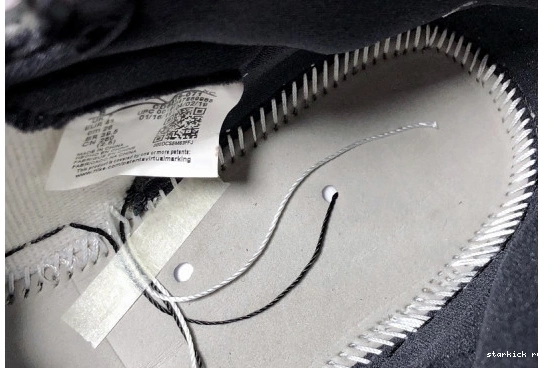 Defiant CD6579-071 1 CD6579-071 White Black Air Red Yellow Gym Jordan Tour 1026